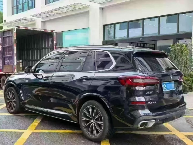 深圳23年寶馬X58