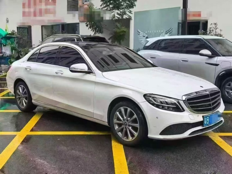 深圳19年奔驰C2