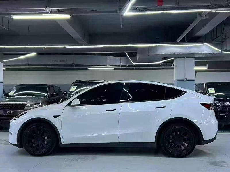 深圳23年特斯拉MODEL Y8
