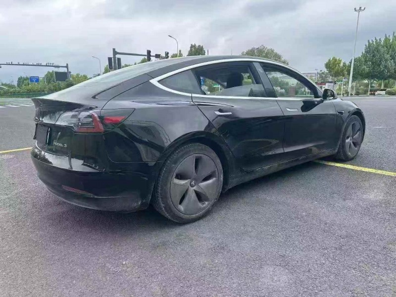 蘇州20年特斯拉MODEL 37