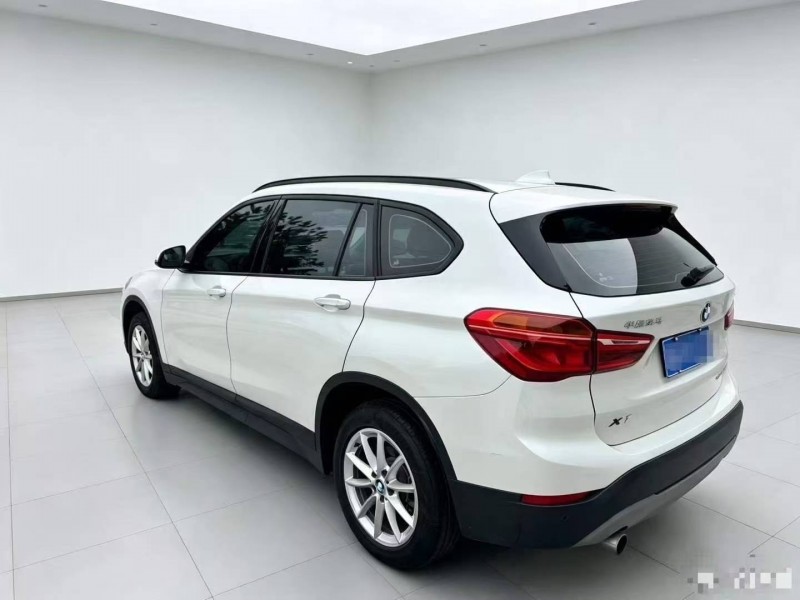 东营19年宝马X18