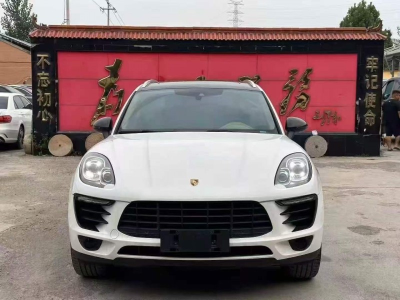 淄博18年保时捷Macan1