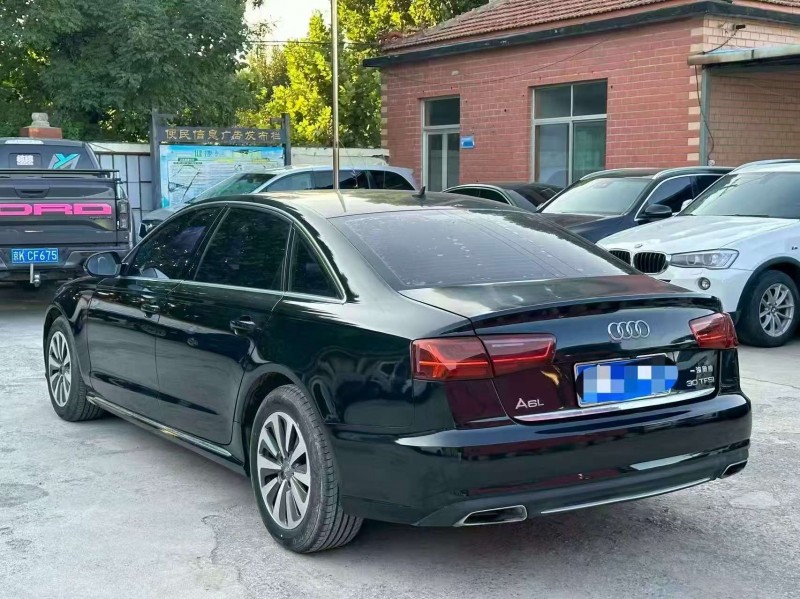煙臺17年奧迪A6L8