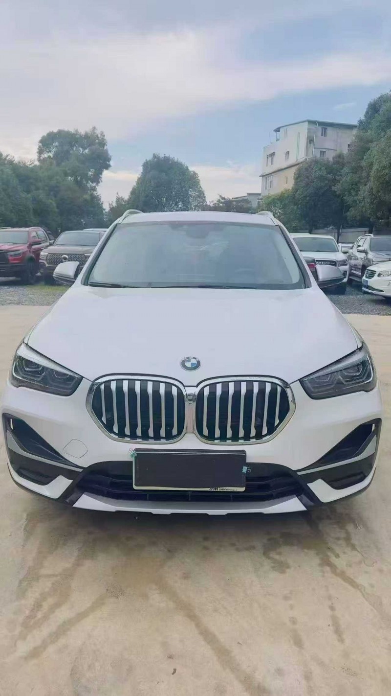 丽江21年宝马X11