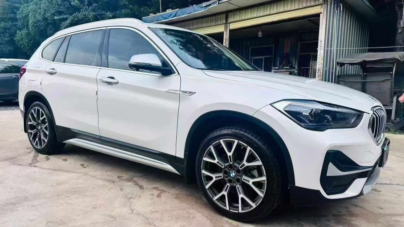丽江21年宝马X12