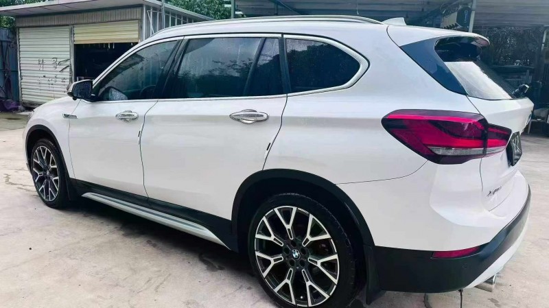 丽江21年宝马X16