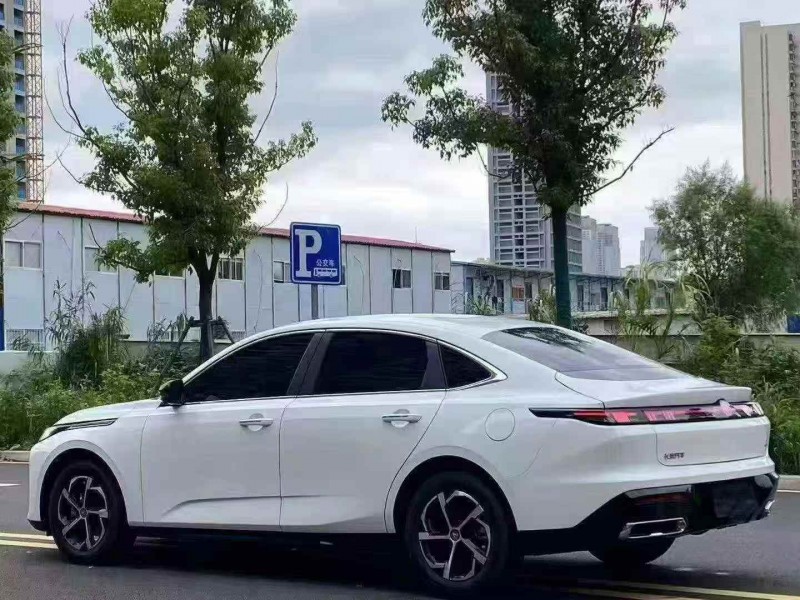 荊門26年長安汽車逸動7
