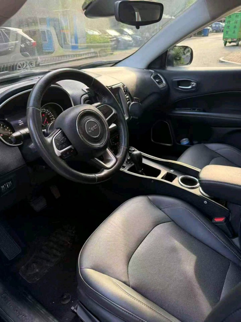 贛州18年Jeep指南者4