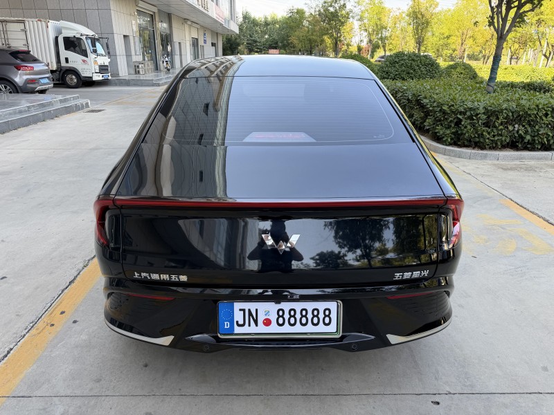 濟寧24年五菱汽車星光9