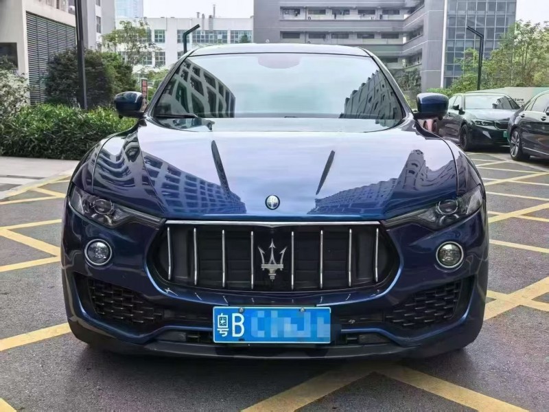 深圳19年玛莎拉蒂Levante1