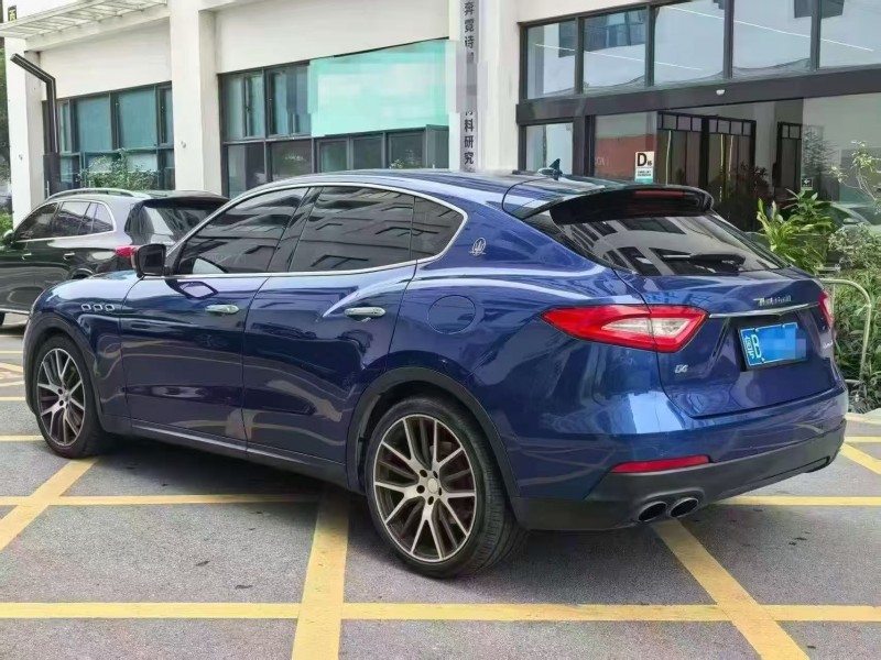 深圳19年玛莎拉蒂Levante8