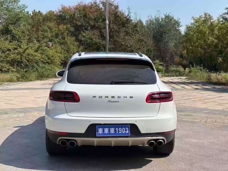 东营17年保时捷Macan6