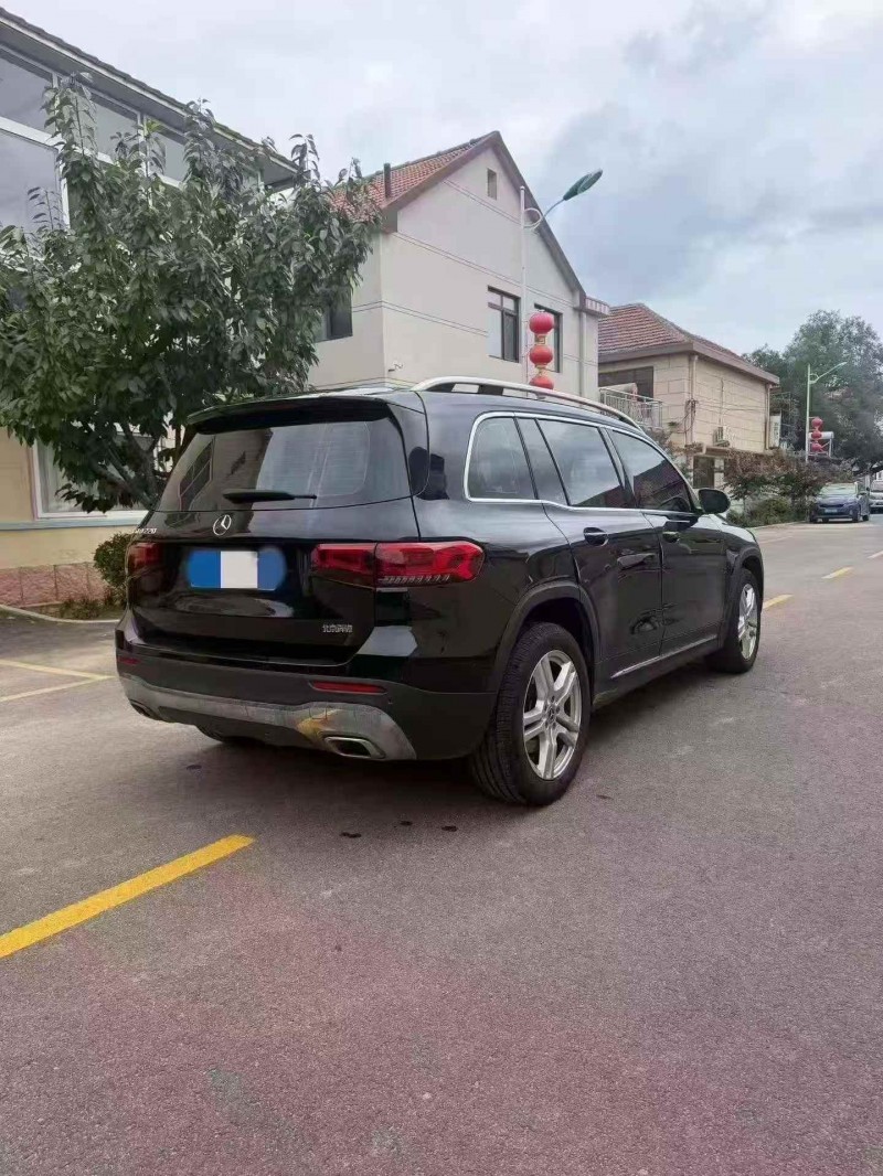 潍坊23年奔驰GLB8