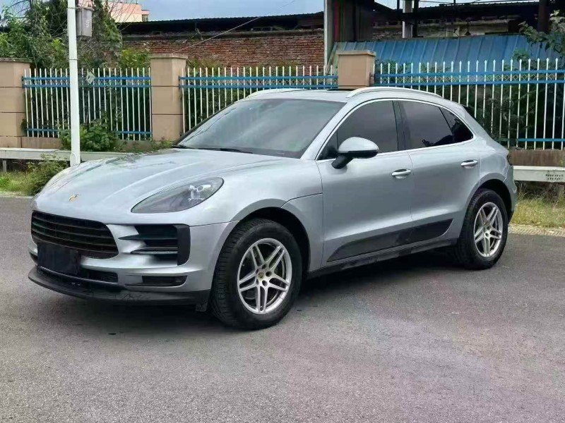 常德22年保時捷Macan3
