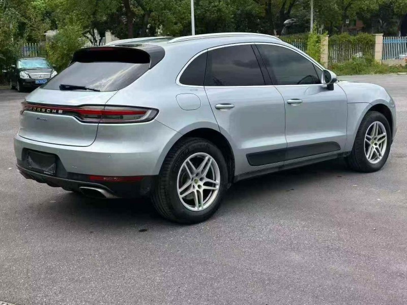 常德22年保時捷Macan7