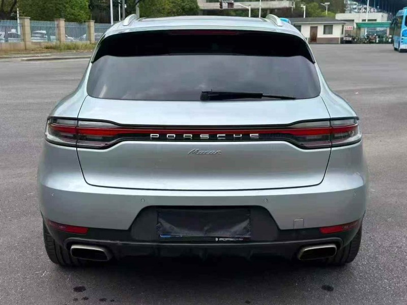 常德22年保時捷Macan9