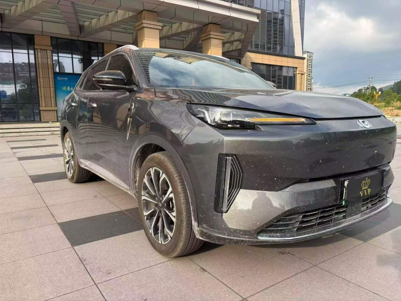 六盤水25年長安汽車啟源2