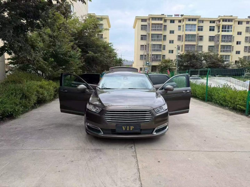 徐州16年福特金牛座6