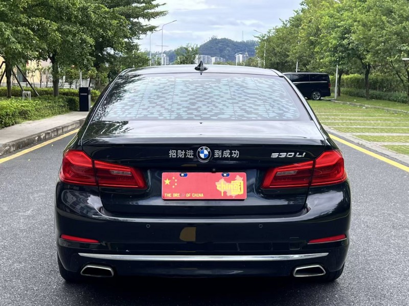 广州19年宝马5系9