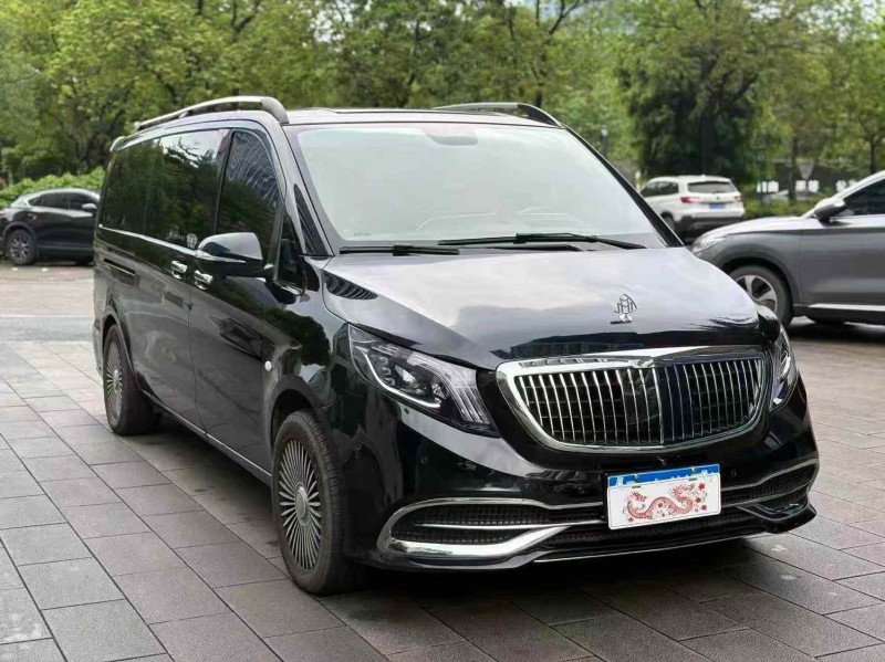 佛山20年奔馳威霆2