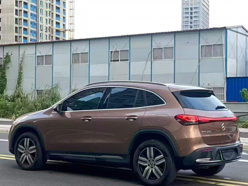 宜昌22年奔驰EQA7