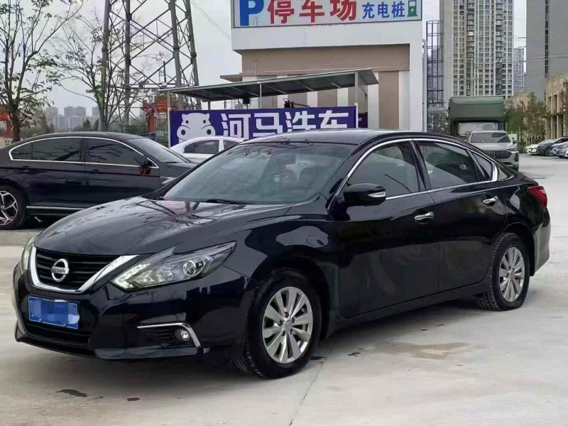 孝感17年日產天籟3