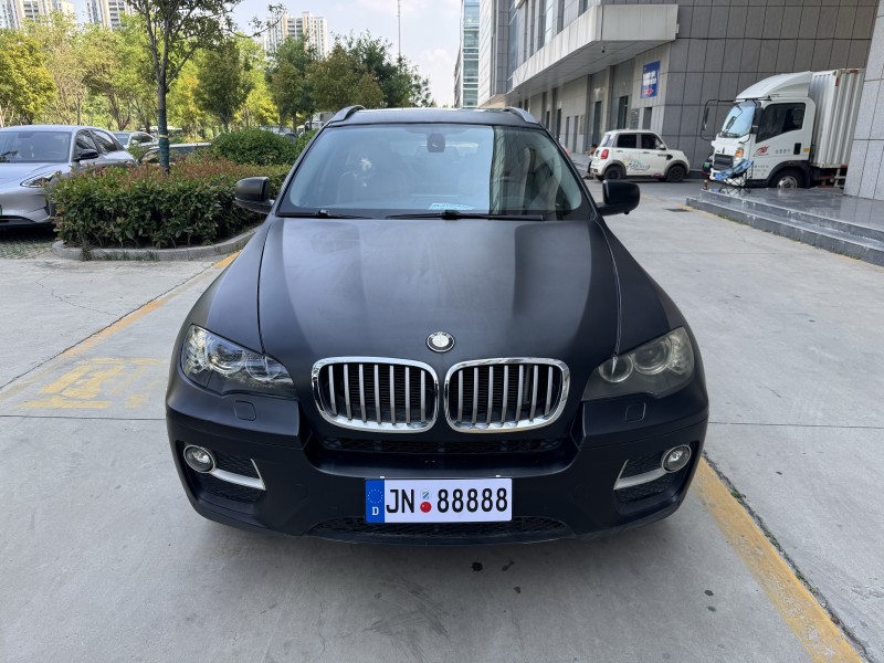 济宁12年宝马X61