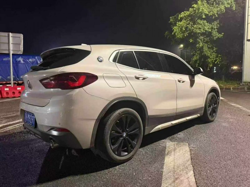 重慶23年寶馬X28