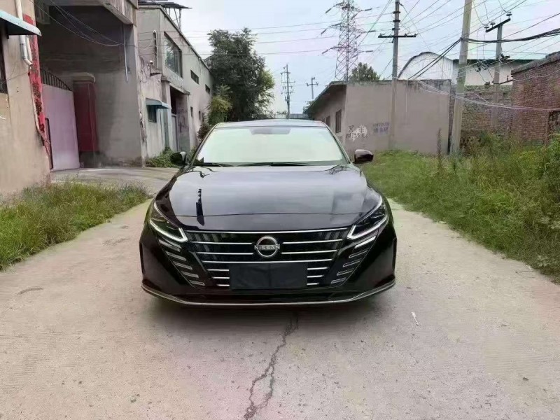 新鄉24年日產天籟1