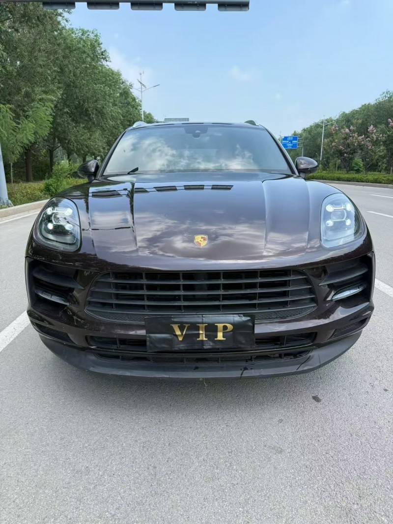枣庄19年保时捷Macan1