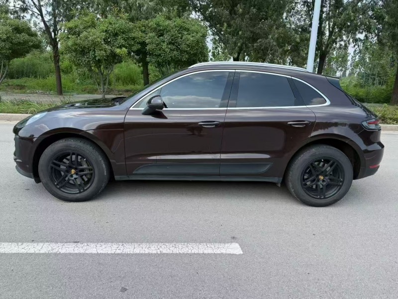 枣庄19年保时捷Macan7