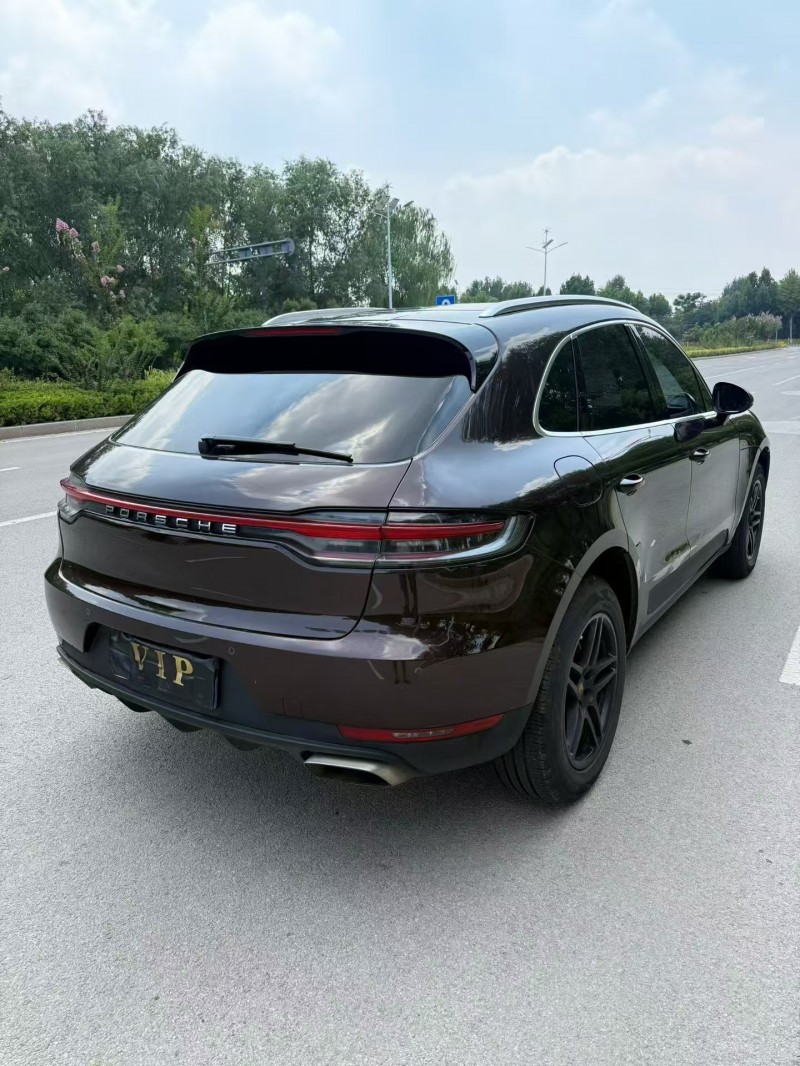 枣庄19年保时捷Macan9