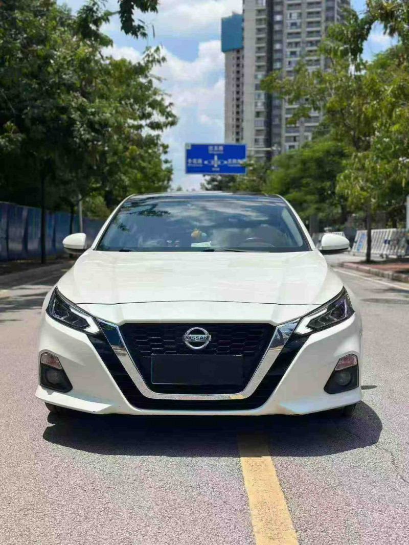 南寧19年日產天籟1