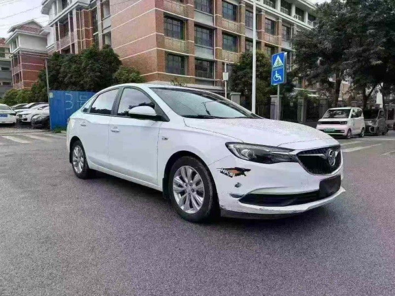 南寧21年別克英朗2