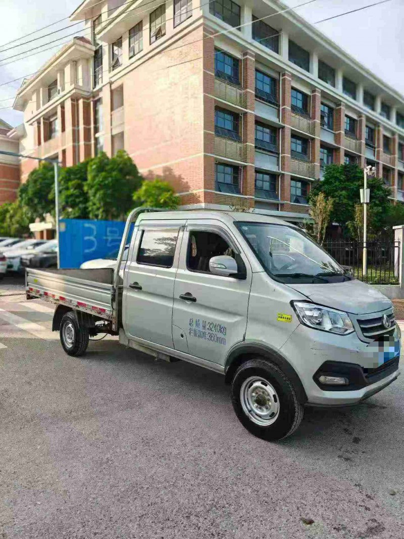 南寧20年長安汽車跨越王3