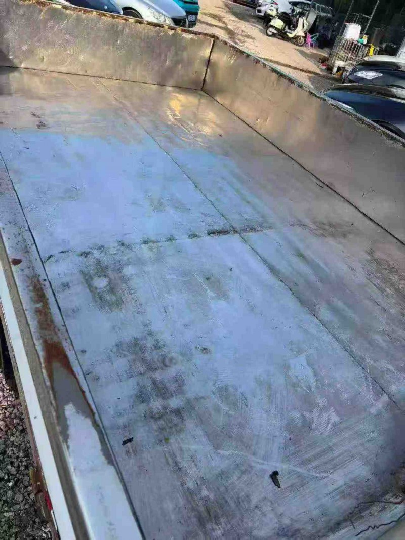 南寧20年長安汽車跨越王6