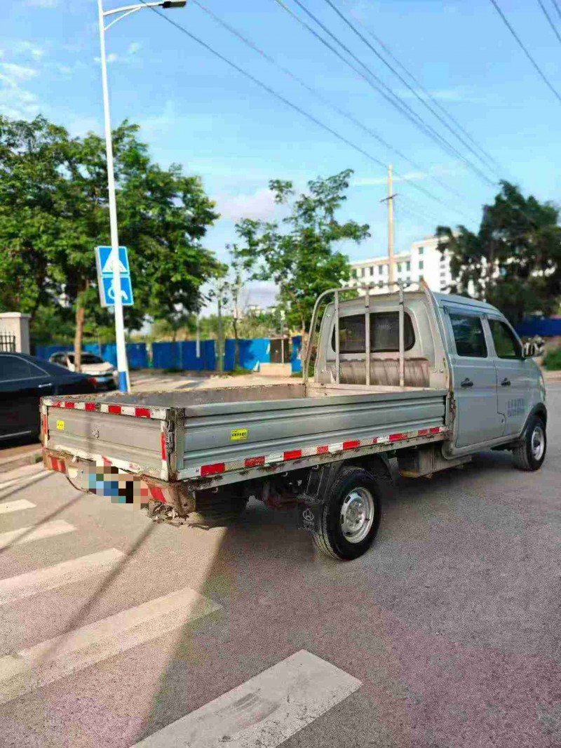 南寧20年長安汽車跨越王7