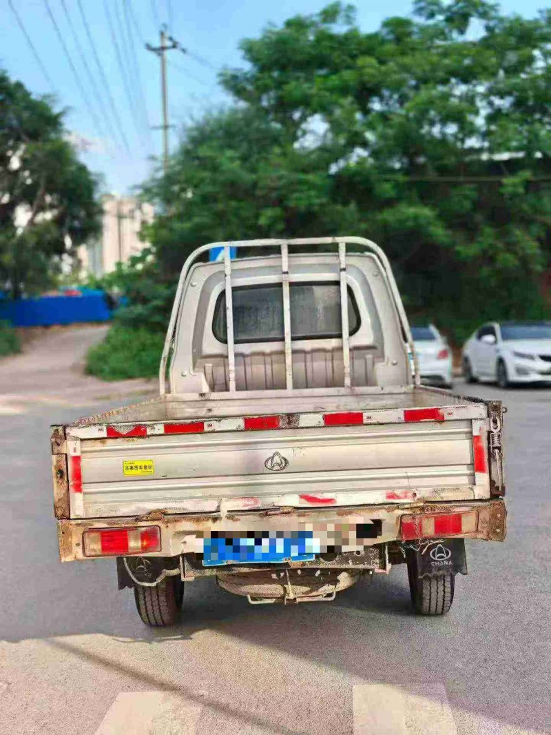 南寧20年長安汽車跨越王9