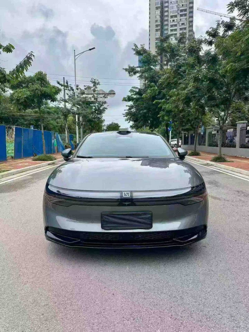 南寧24年極氪汽車0071