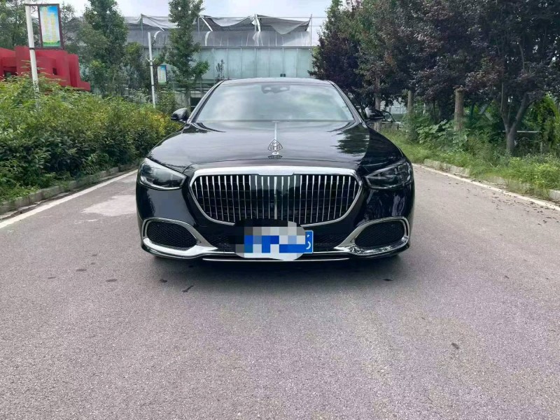 济宁25年奔驰迈巴赫S级1