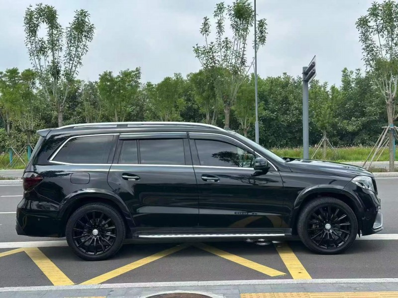 烟台19年奔驰GLS7