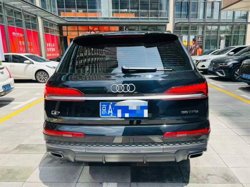 深圳25年奥迪Q79