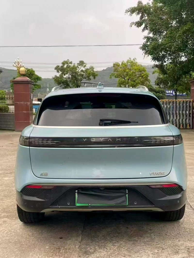 南平22年嵐圖汽車FREE8