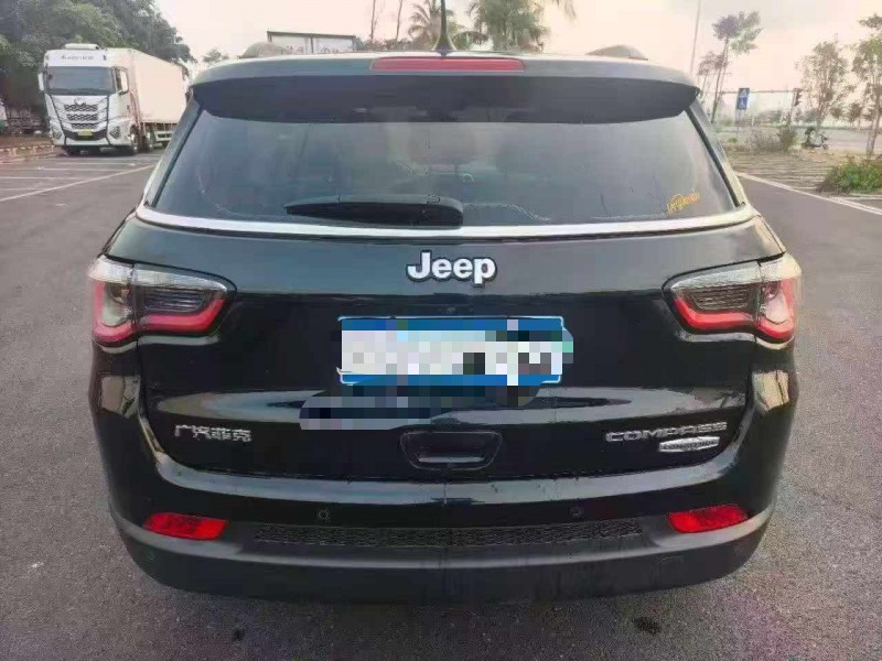 贵港17年Jeep指南者9