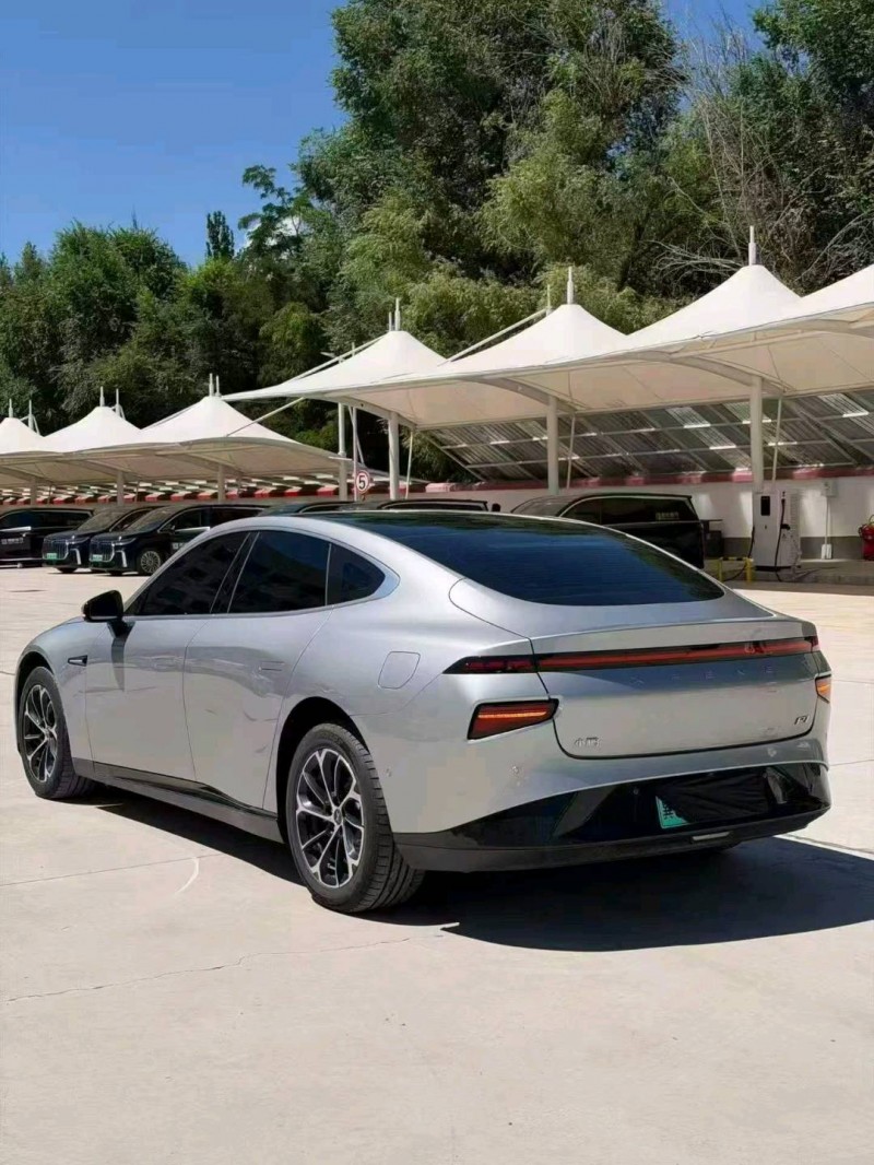 邢臺22年小鵬汽車p76
