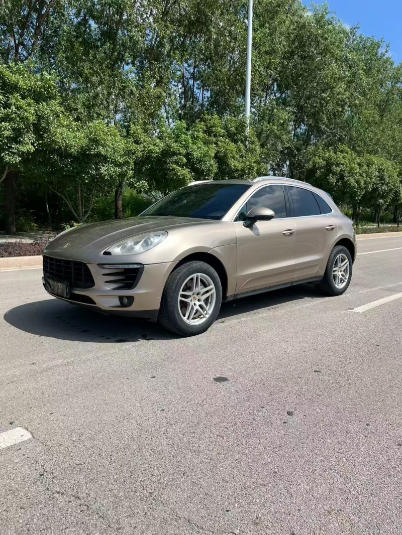 枣庄15年保时捷Macan3