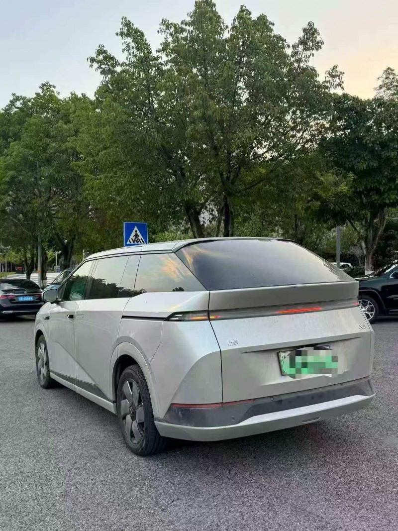 重慶24年小鵬汽車X98