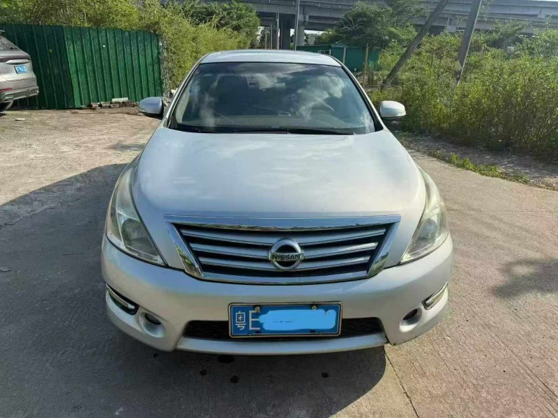 東莞12年日產天籟1
