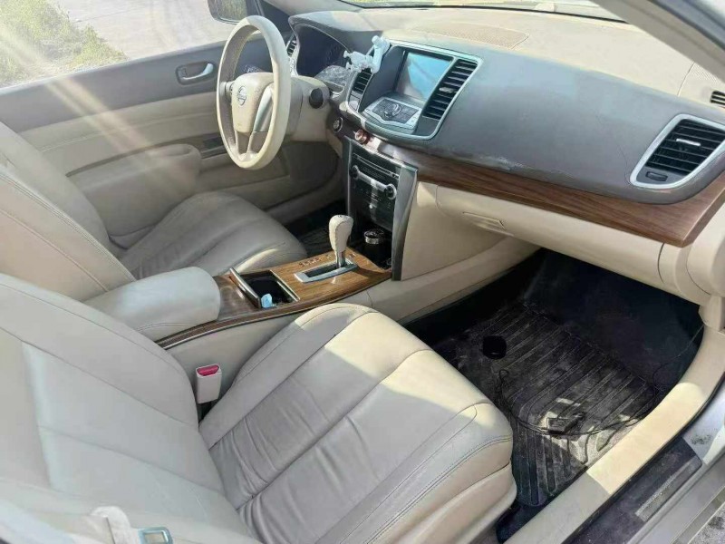 東莞12年日產天籟9