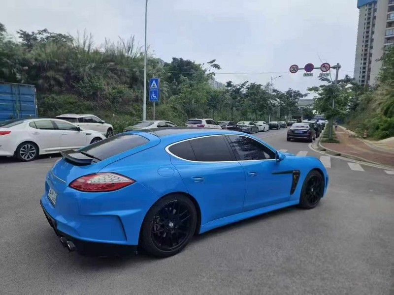 北海10年保時捷帕拉梅拉8